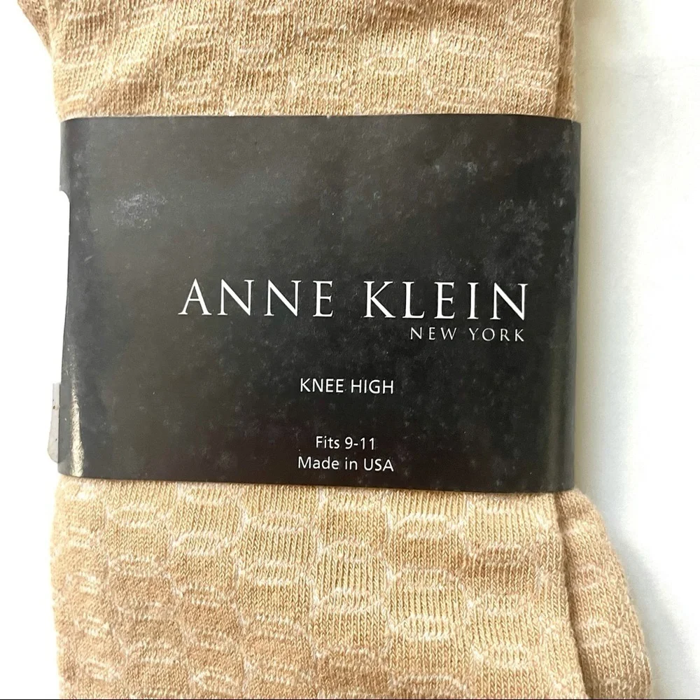 🎯3/$10 NWT Anne Klein Tan Knee High Trouser Socks Tan